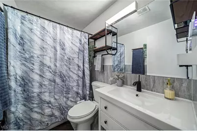 13400 S Woodland Road, Loveland, OH 44120 - Photo 26