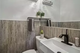 13400 S Woodland Rd, Loveland, OH 44120 - Photo 18