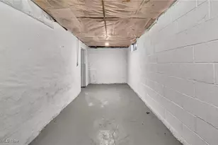 1417 Harrisburg Rd NE, Canton, OH 44705 - Photo 18