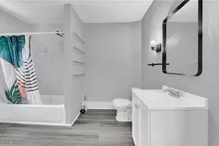 1417 Harrisburg Rd NE, Canton, OH 44705 - Photo 30