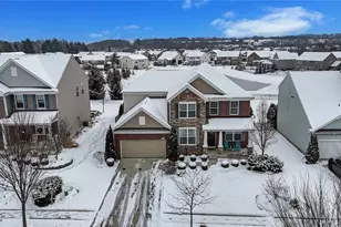 81 Garnett Cir, Copley, OH 44321 - Photo 2