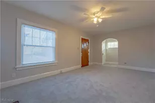 2246 7th St SW, Akron, OH 44314 - Photo 6