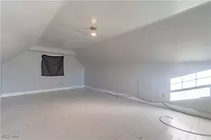 2246 7th St SW, Akron, OH 44314 - Photo 28