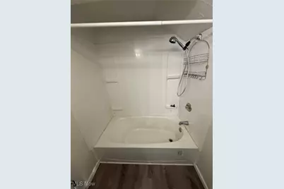 662 Kenilworth Avenue, Sheffield Lake, OH 44054 - Photo 32