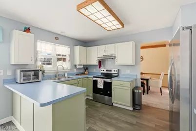 415 Normandy Court, Aurora, OH 44202 - Photo 8