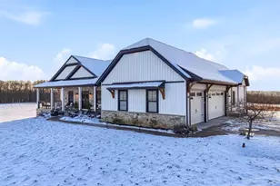 8257 Akron Ave NW, Canal Fulton, OH 44614 - Photo 4