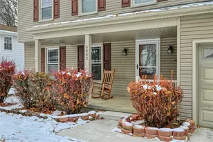 4462 Timberdale Dr, Stow, OH 44224 - Photo 2