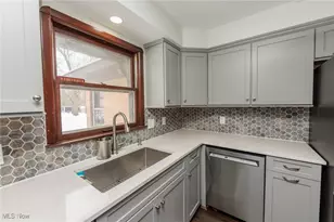 8963 Abbey Rd, North Royalton, OH 44133 - Photo 18