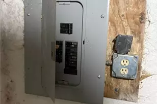 10001 Yale Ave, Loveland, OH 44108 - Photo 4