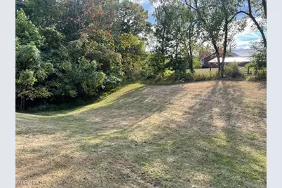 101 Denese, Weirton, WV 26062 - Photo 14