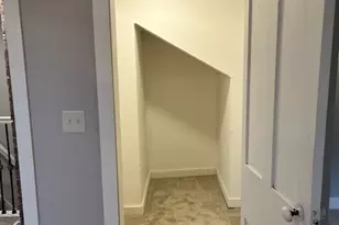 207 Water St, Chardon, OH 44024 - Photo 6