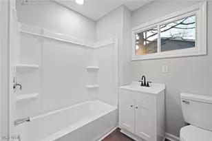 616 Johnson Ave, Alliance, OH 44601 - Photo 6