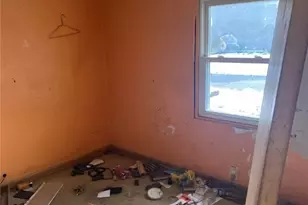 17494 Olive Ave, Lake Milton, OH 44429 - Photo 8