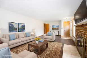 364 Mowbray Rd, Akron, OH 44333 - Photo 8