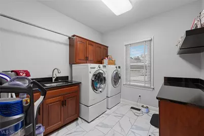 1527 Alexandria Parkway SE, Canton, OH 44709 - Photo 30