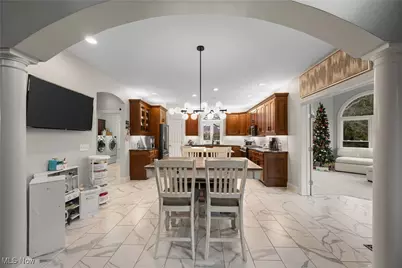 1527 Alexandria Parkway SE, Canton, OH 44709 - Photo 8