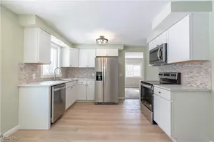 306 Ranowsky Ct N, East Canton, OH 44730 - Photo 10