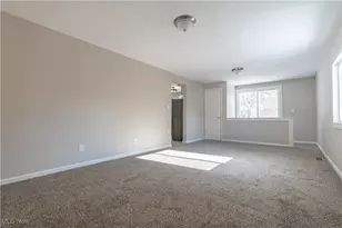 306 Ranowsky Ct N, East Canton, OH 44730 - Photo 18