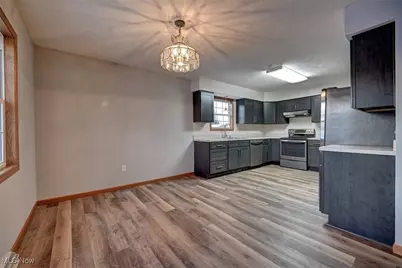 412 Taylor Drive SW, New Philadelphia, OH 44663 - Photo 14