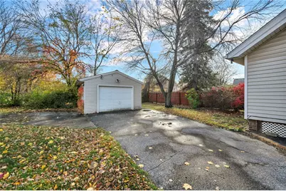 15002 Upton Avenue, Loveland, OH 44110 - Photo 8