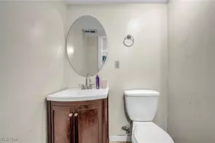 15002 Upton Ave, Loveland, OH 44110 - Photo 24