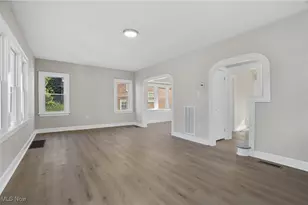 508 E Tallmadge Ave, Akron, OH 44310 - Photo 2