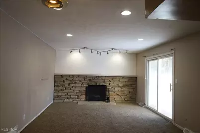 309 Shiawassee Avenue, Fairlawn, OH 44333 - Photo 8