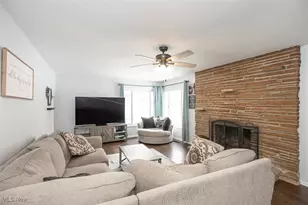 15446 Drake Rd, Strongsville, OH 44136 - Photo 6