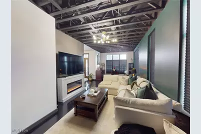 121 N Howard Street, Akron, OH 44308 - Photo 34