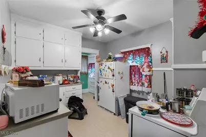 827 9th Street SW, Massillon, OH 44647 - Photo 12