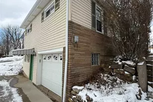 108 Sullivan Cir, Weirton, WV 26062 - Photo 4