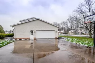 2450 Wildflower Ln NE, Massillon, OH 44646 - Photo 48