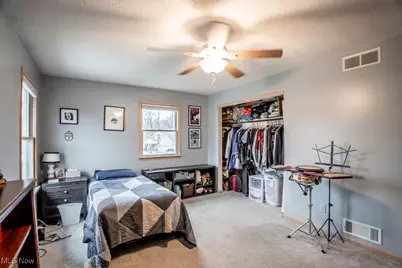 2450 Wildflower Lane NE, Massillon, OH 44646 - Photo 32