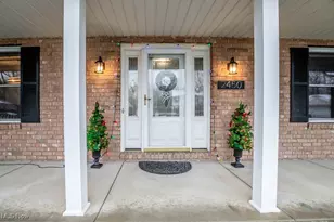 2450 Wildflower Ln NE, Massillon, OH 44646 - Photo 2