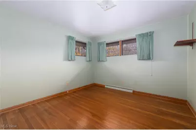 1035 Lois Avenue NW, North Canton, OH 44720 - Photo 6