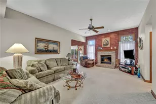 1485 Golden Ln, Grandview Heights, OH 44147 - Photo 4