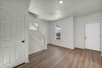 502 W 23rd Street, Lorain, OH 44052 - Photo 8