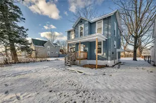 502 W 23rd St, Lorain, OH 44052 - Photo 4