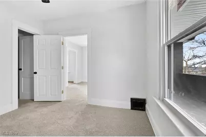 9418 Parkview Avenue, Loveland, OH 44104 - Photo 32