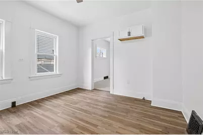 9418 Parkview Avenue, Loveland, OH 44104 - Photo 8