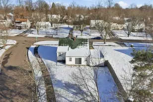 1188 Hardesty Blvd, Akron, OH 44320 - Photo 10