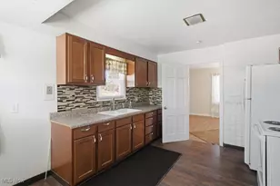 1188 Hardesty Blvd, Akron, OH 44320 - Photo 18