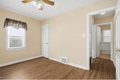 1188 Hardesty Boulevard, Akron, OH 44320 - Photo 22