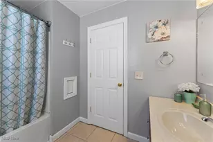 655 Blueberry Hill Dr, Canfield, OH 44406 - Photo 28