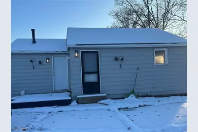 2025 Scott Court, Elyria, OH 44035 - Photo 4