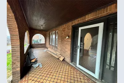 1057 Pennsylvania Avenue, Weirton, WV 26062 - Photo 4