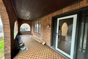 1057 Pennsylvania Ave, Weirton, WV 26062 - Photo 4