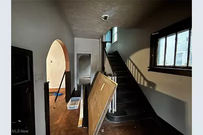 1057 Pennsylvania Avenue, Weirton, WV 26062 - Photo 8