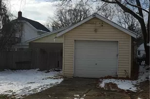 1046 Linden Ave, Akron, OH 44310 - Photo 2