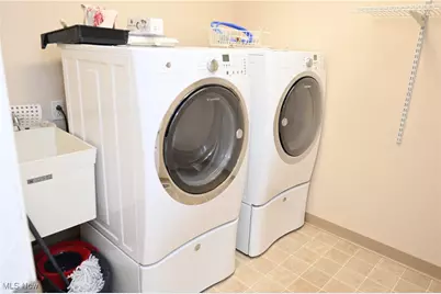 170 Sandy Court #7, New Middletown, OH 44442 - Photo 24